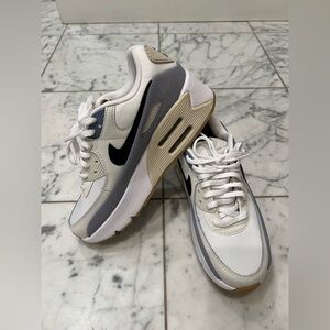 Nike Air Max 90 LV8 Platform Sneaker - new, never worn